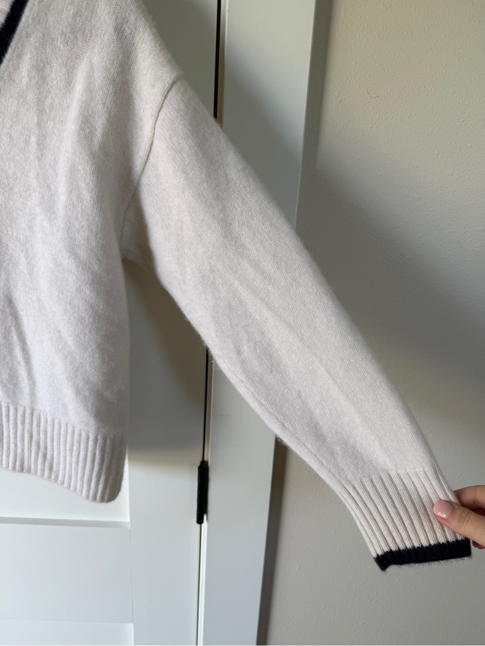 Reformation Cashmere Varsity Vneck Sweater Cream Navy XS - Picture 6 of 12